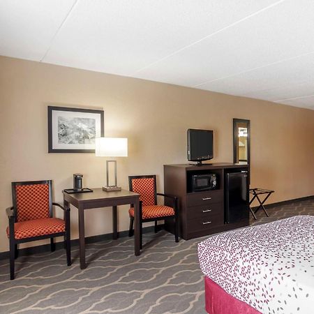 Best Western Inn at Blakeslee-Pocono Eksteriør bilde