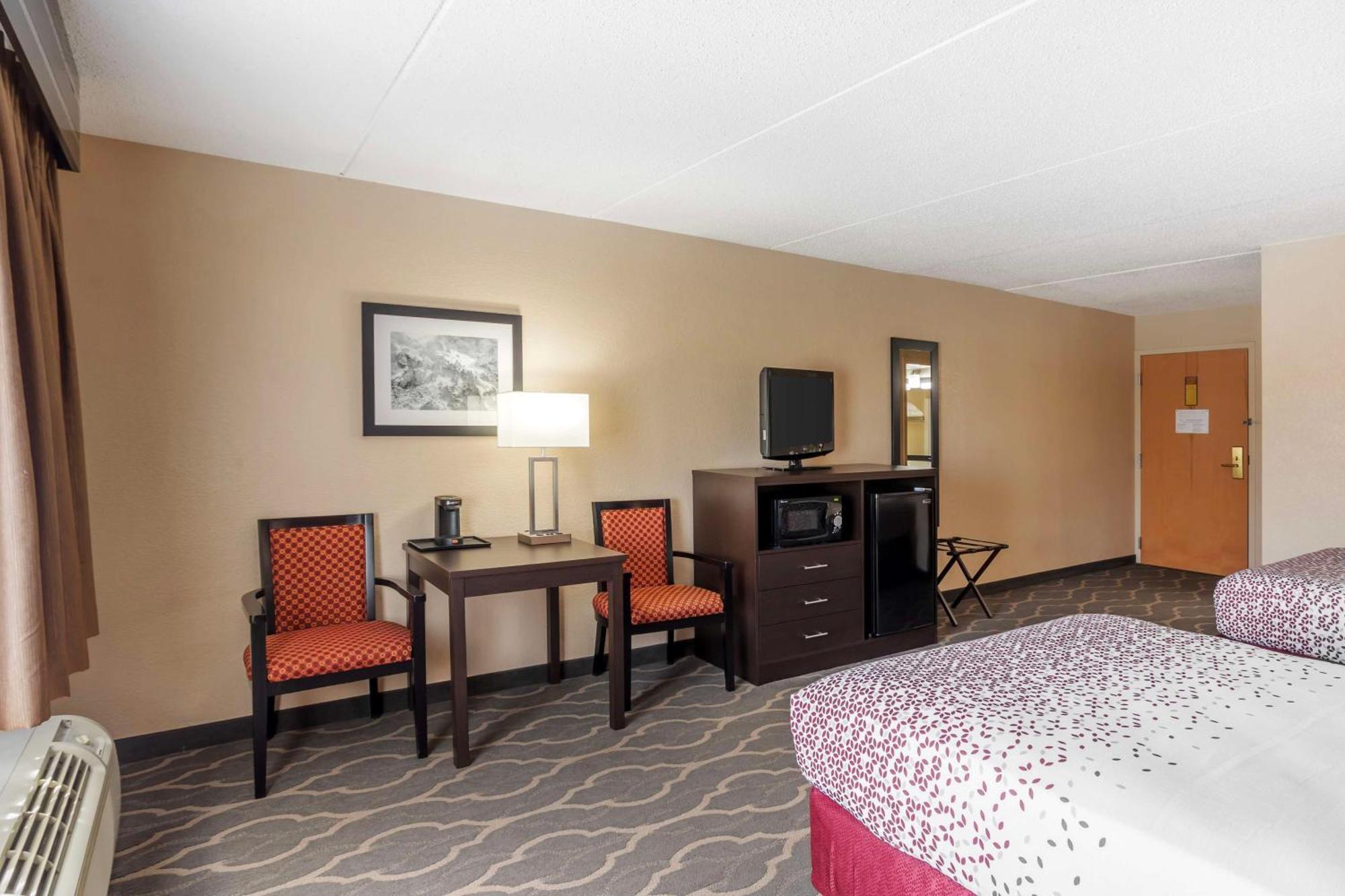 Best Western Inn at Blakeslee-Pocono Eksteriør bilde