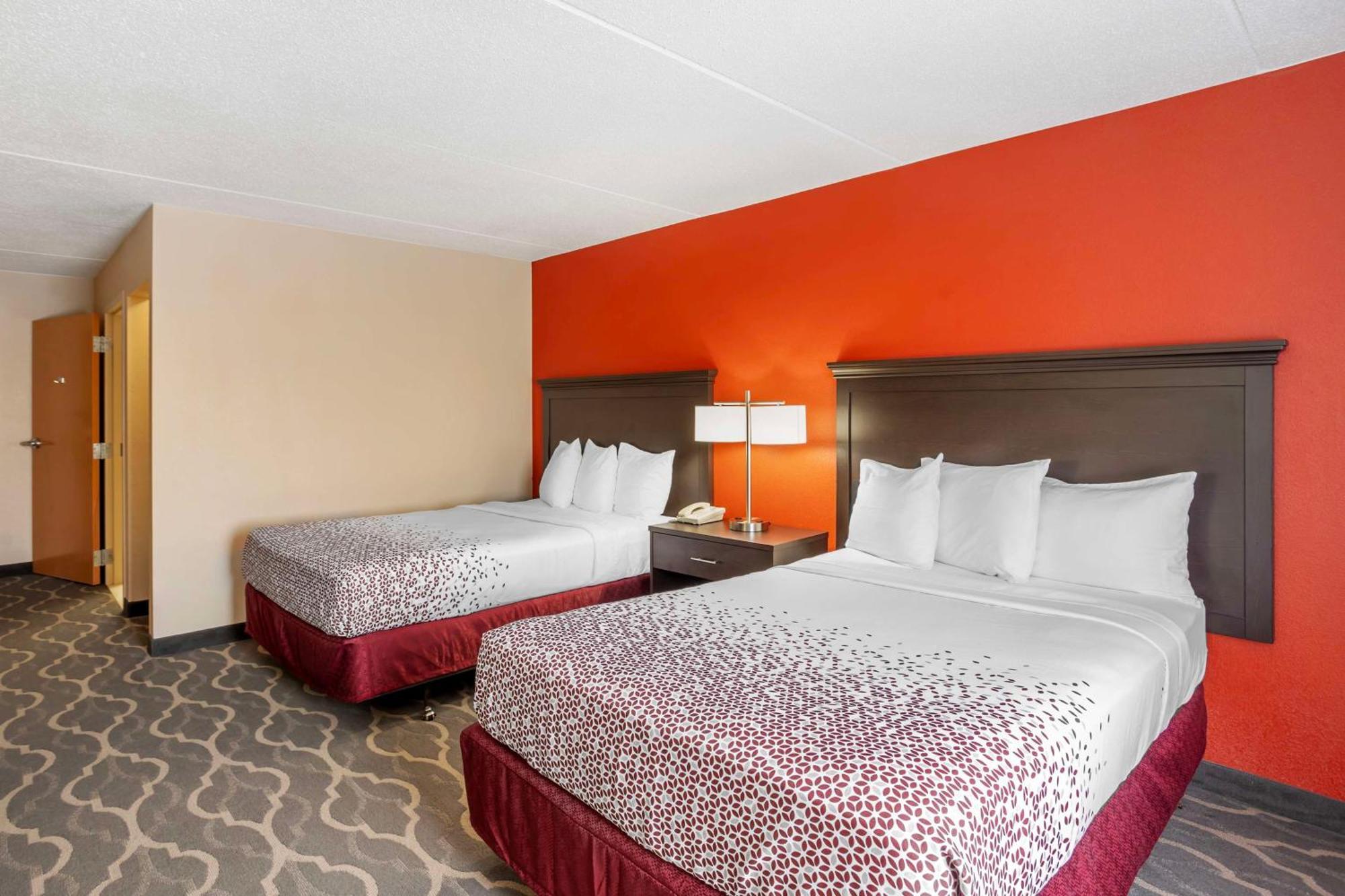 Best Western Inn at Blakeslee-Pocono Eksteriør bilde