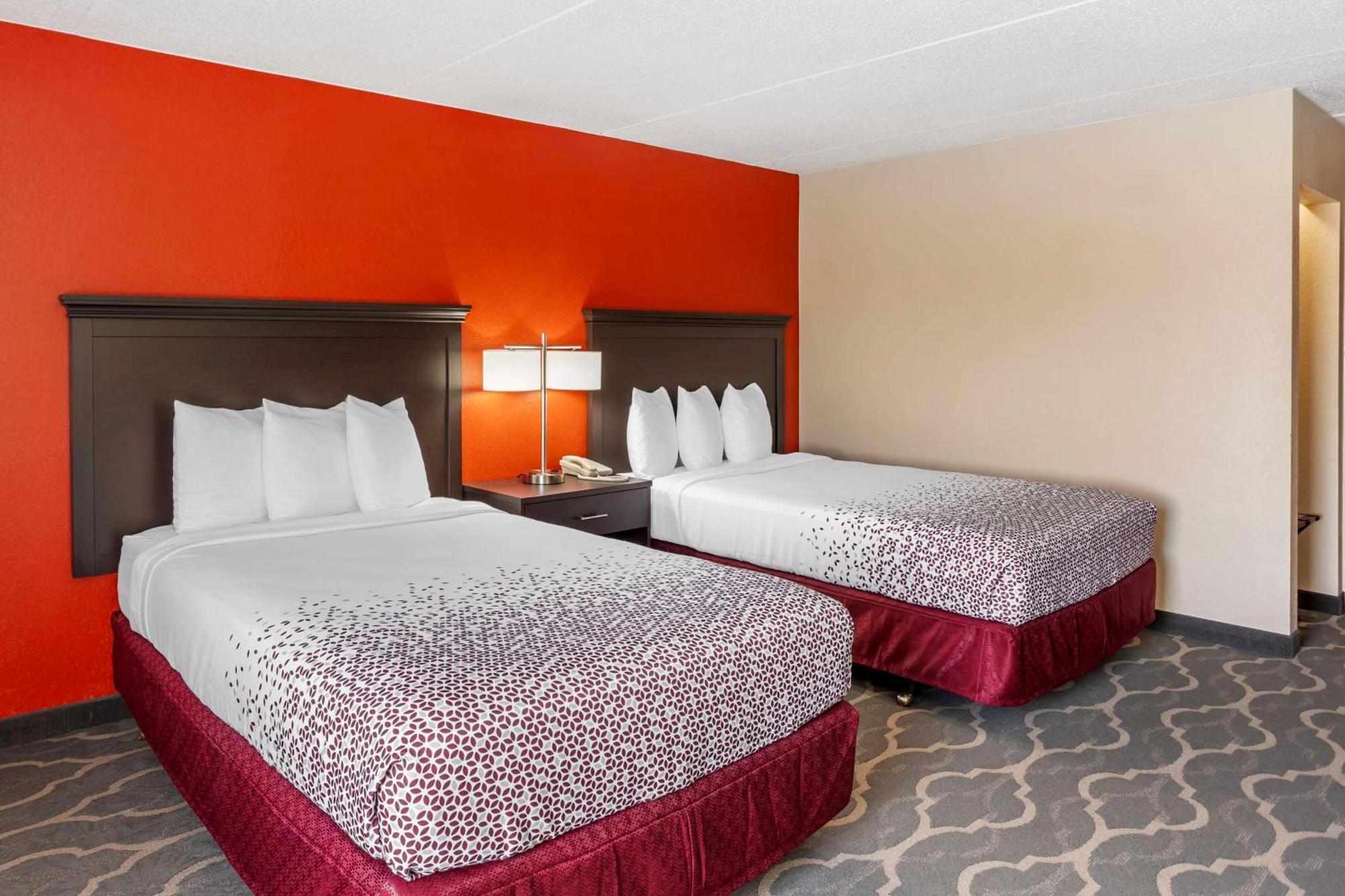 Best Western Inn at Blakeslee-Pocono Eksteriør bilde